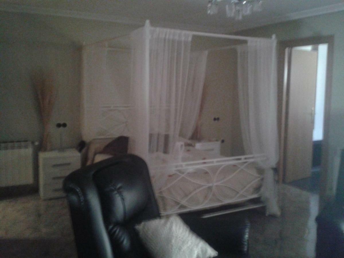 Hostal Texas 2 Fuentes de Ebro Esterno foto